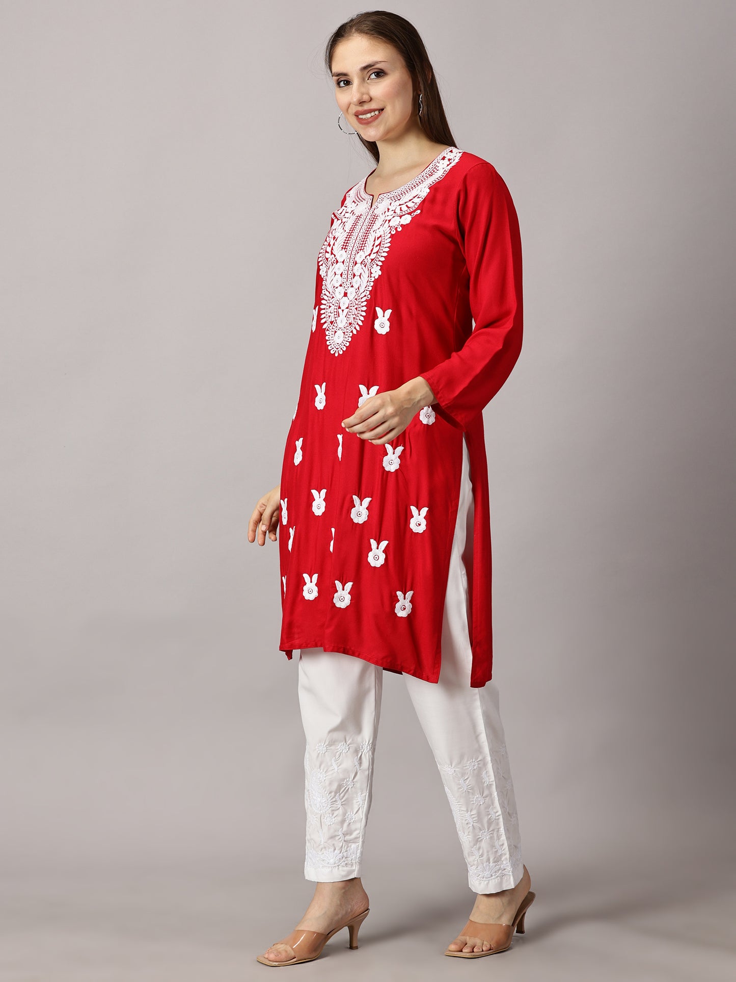 chikan kurti