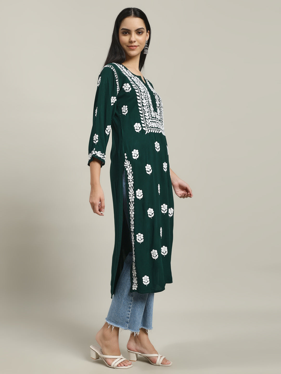ChikanKari Kurti 