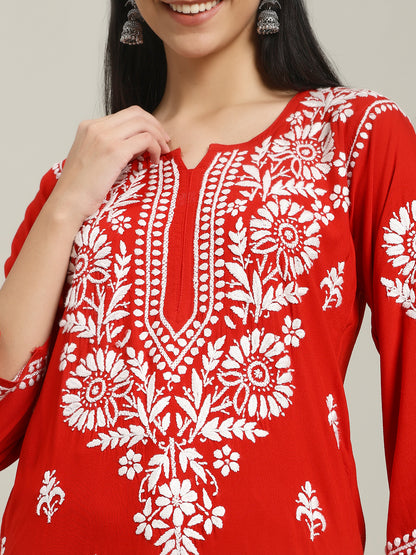 ChikanKari Kurti