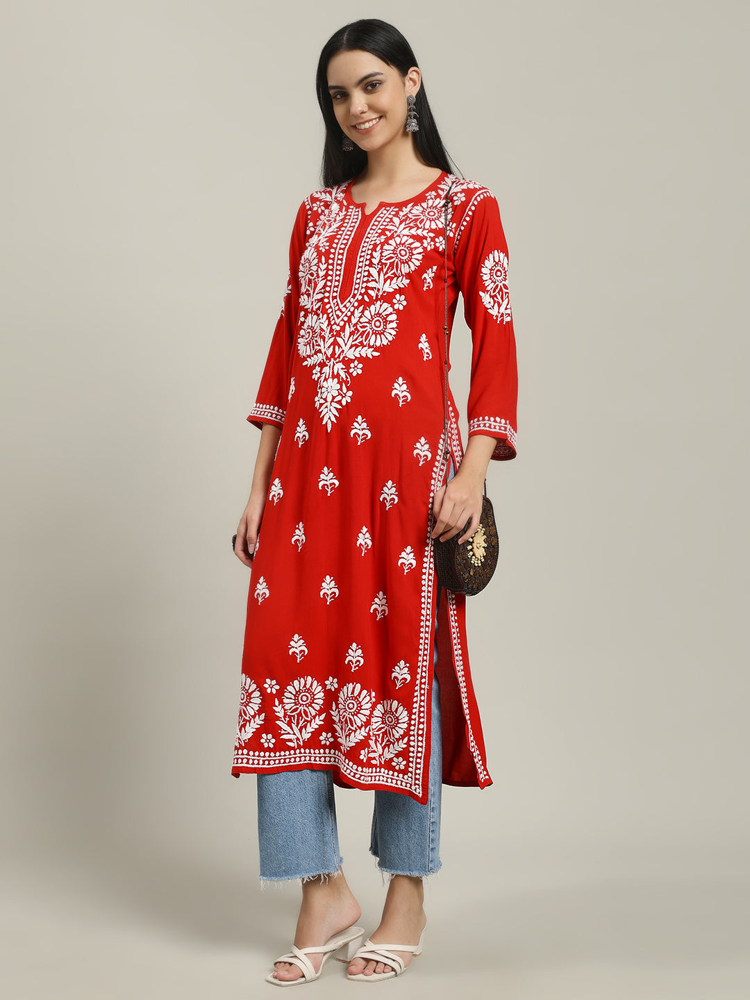 ChikanKari Kurti