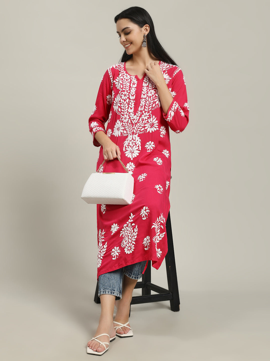 ChikanKari Kurti 