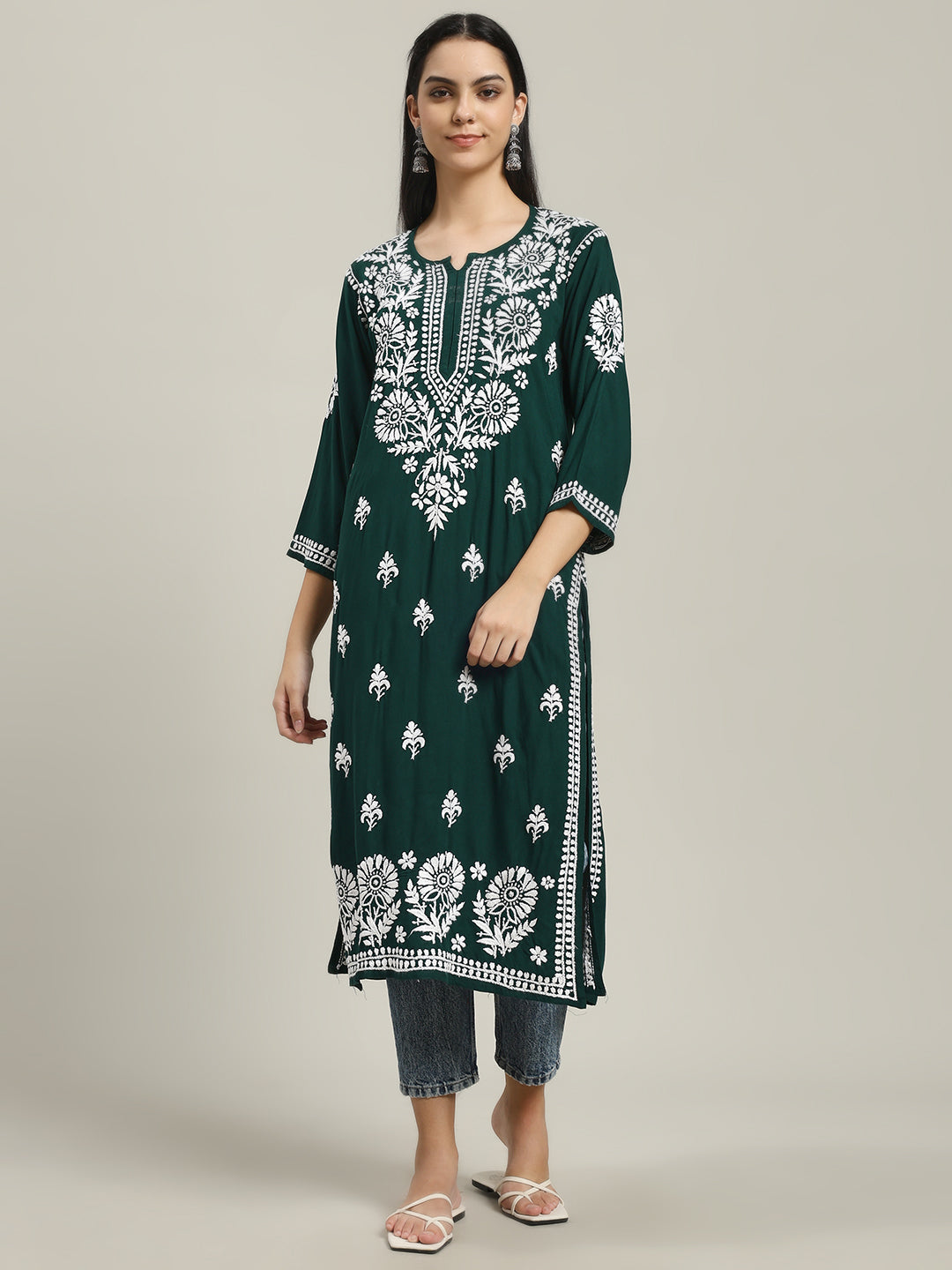 ChikanKari Kurti