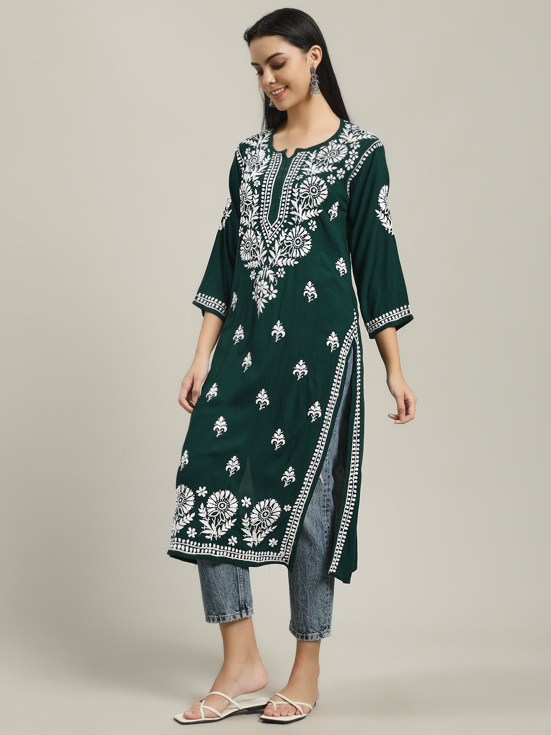 ChikanKari Kurti
