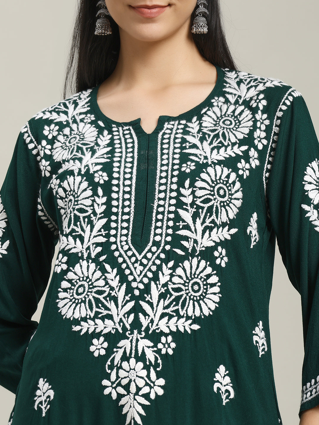 ChikanKari Kurti