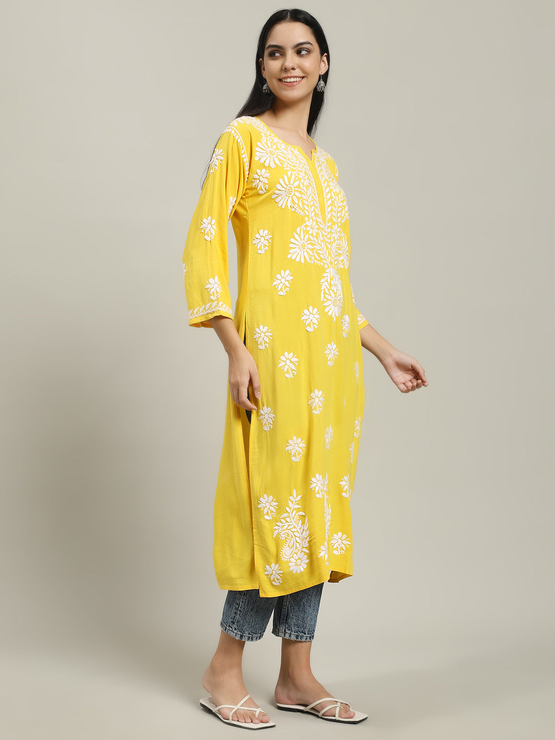 ChikanKari Kurti 