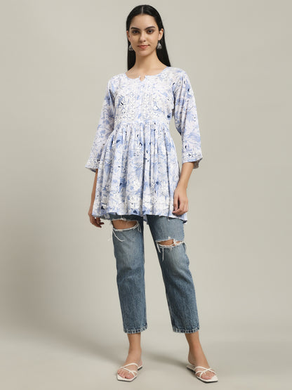 ChikanKari Short Gown