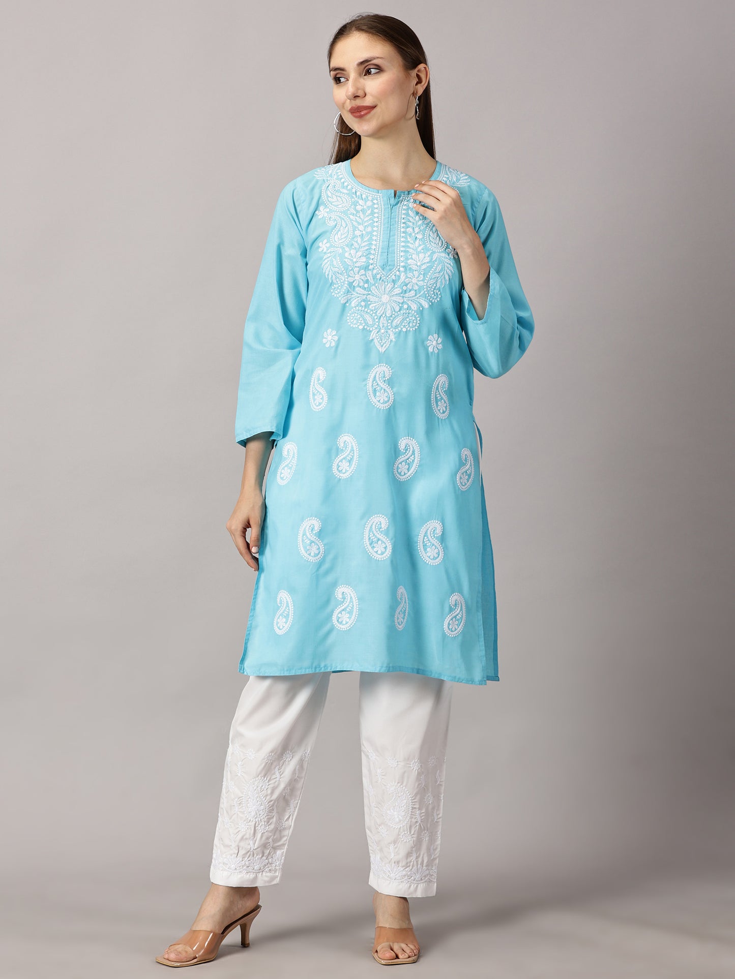 CHIKANKARI KURTI