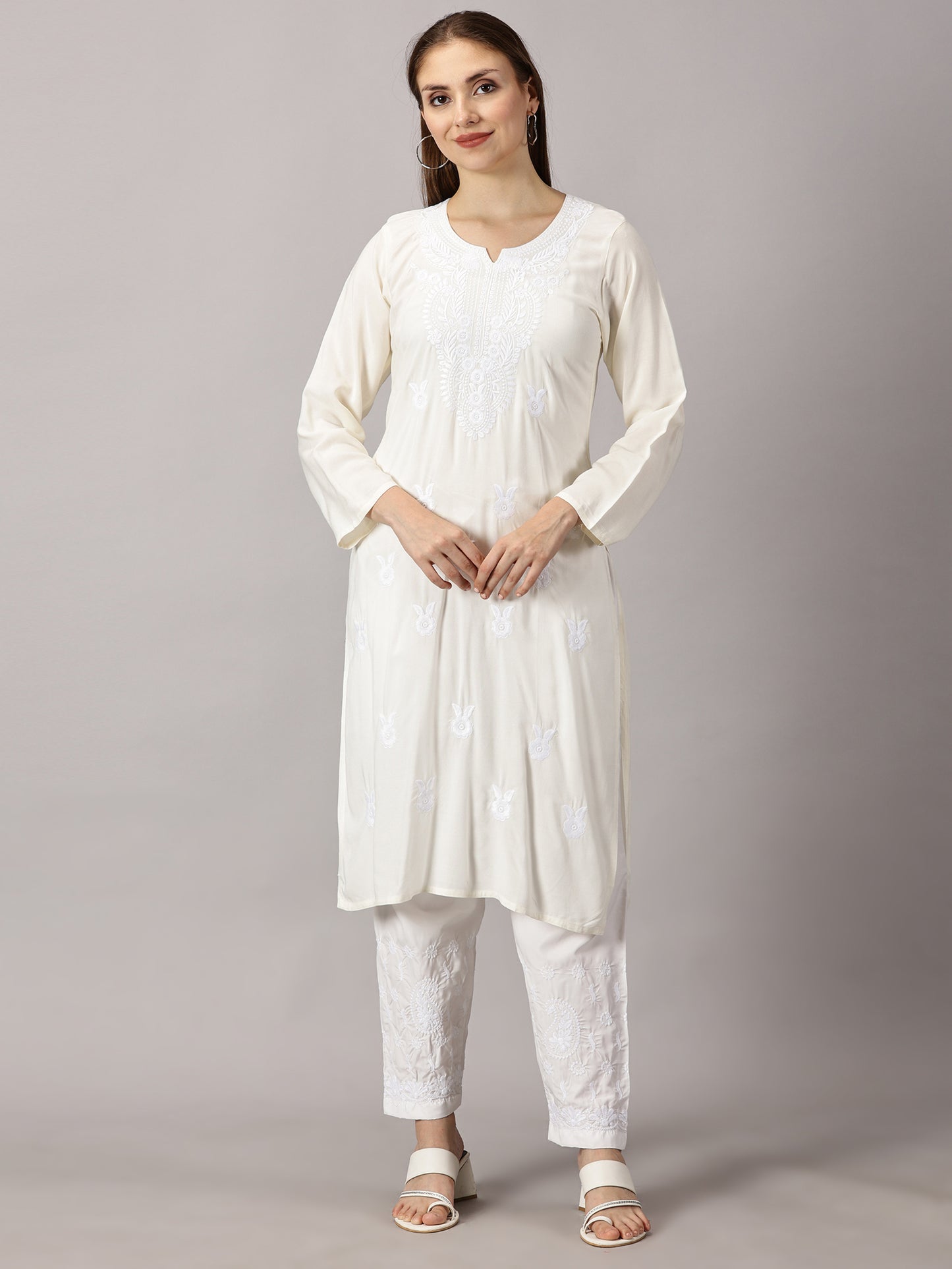 chikan kurti