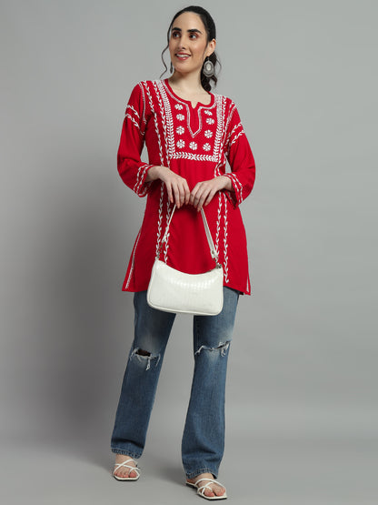 chikan kurti