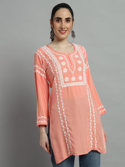 chikan kurti