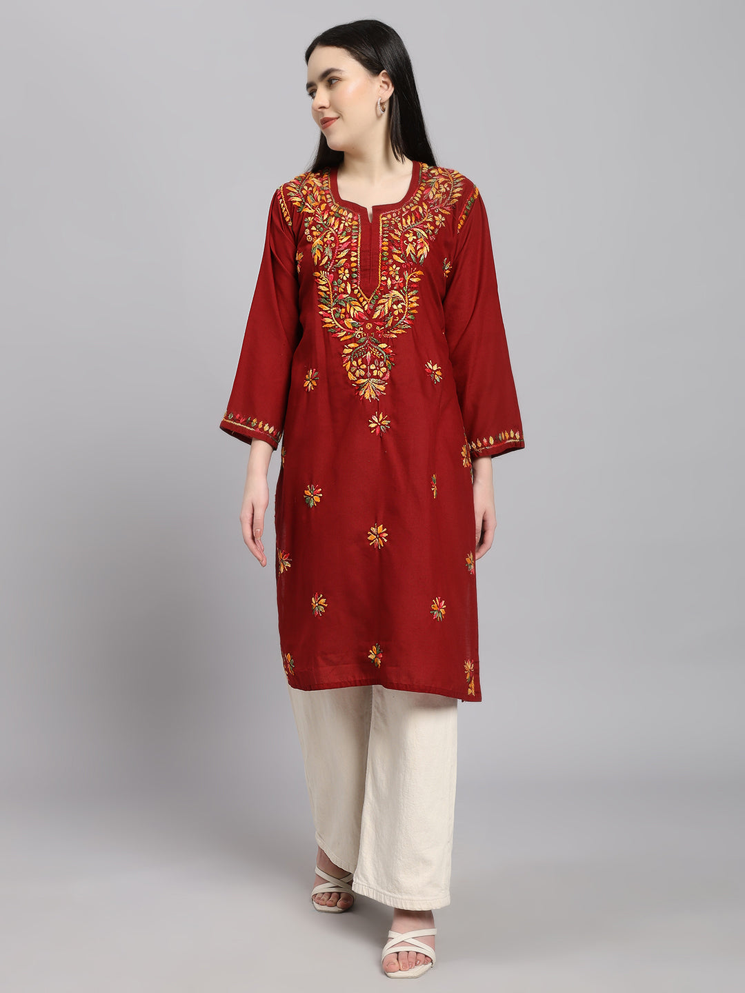 ChikanKari Kurti