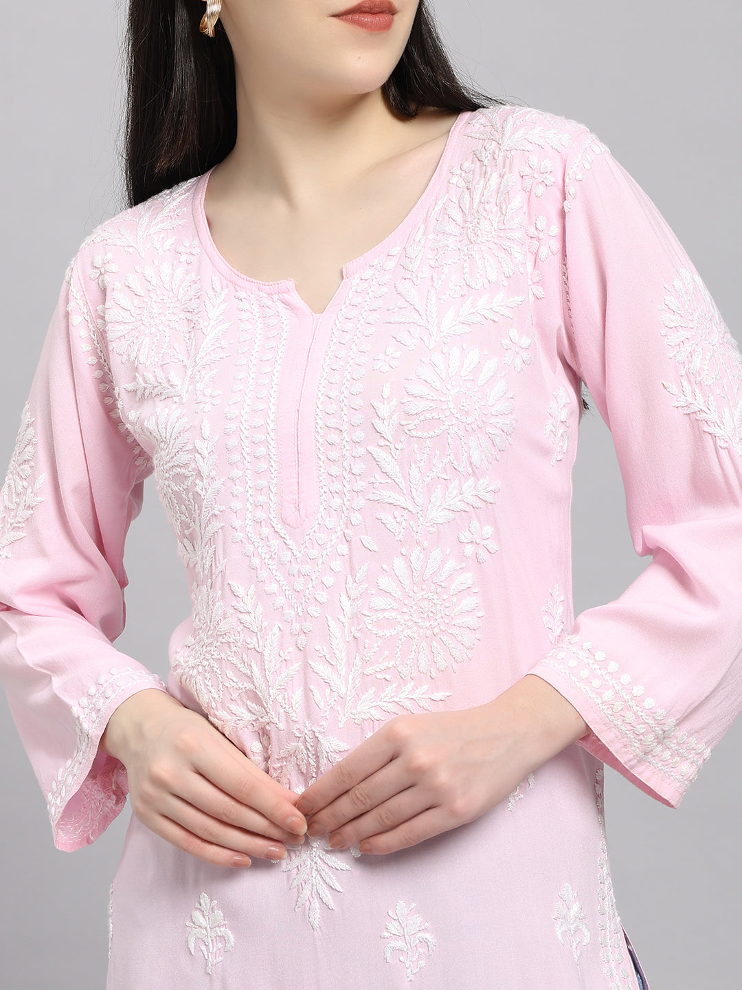ChikanKari Kurti