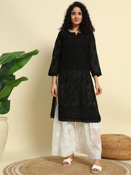 ChikanKari Kurti