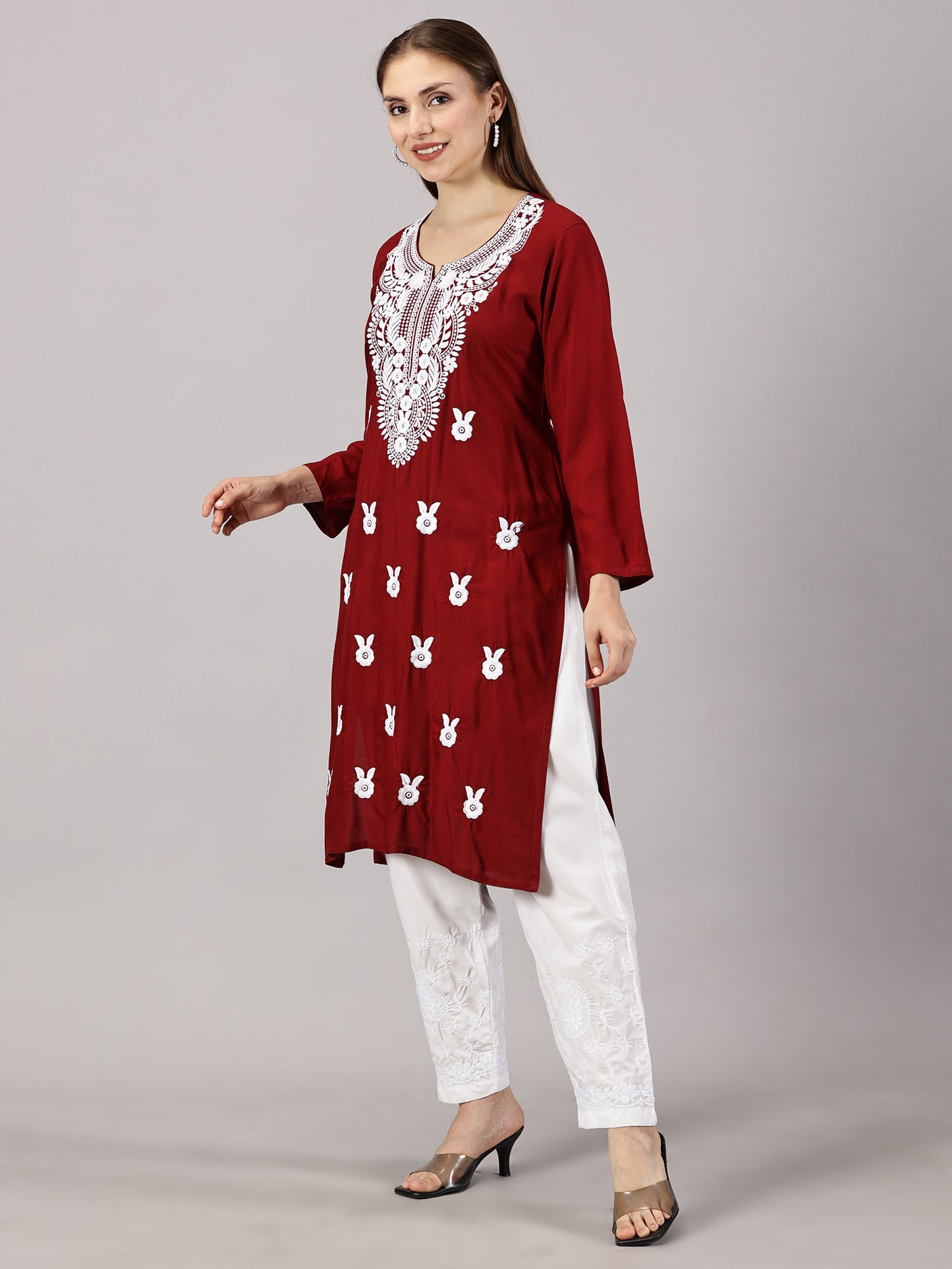 chikan kurti