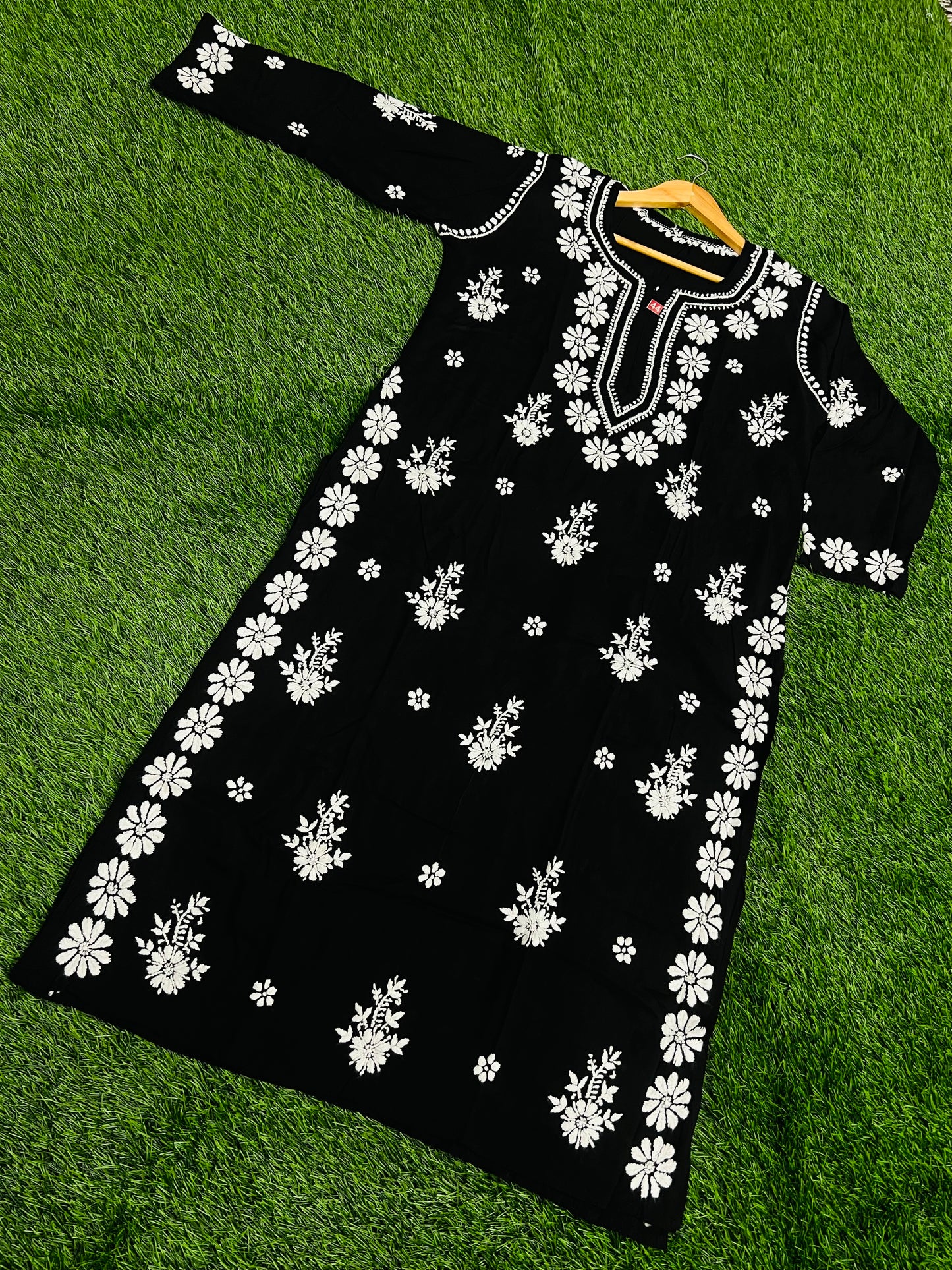 Modal Lucknowi Chikan Kurti