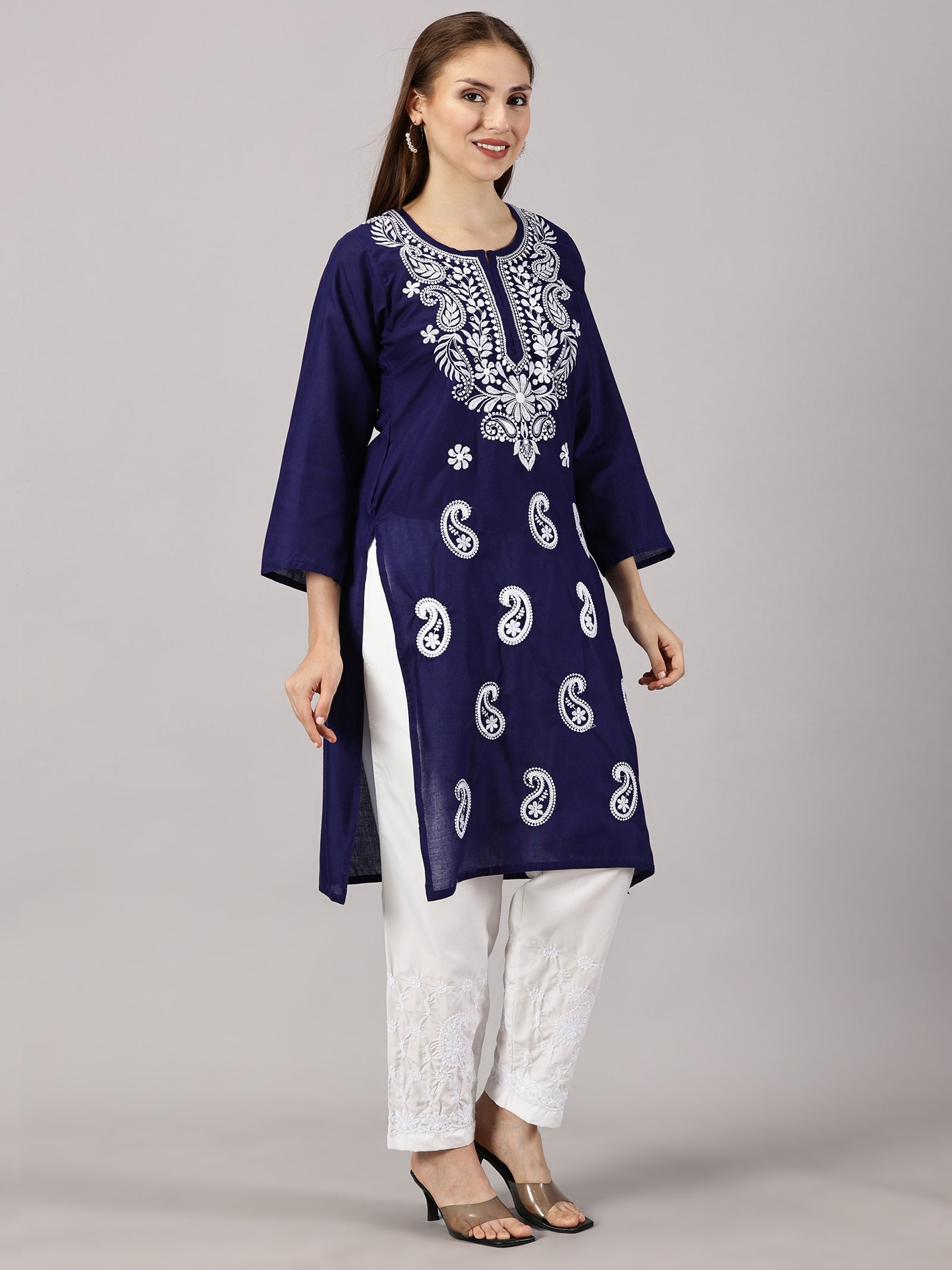 CHIKANKARI KURTI