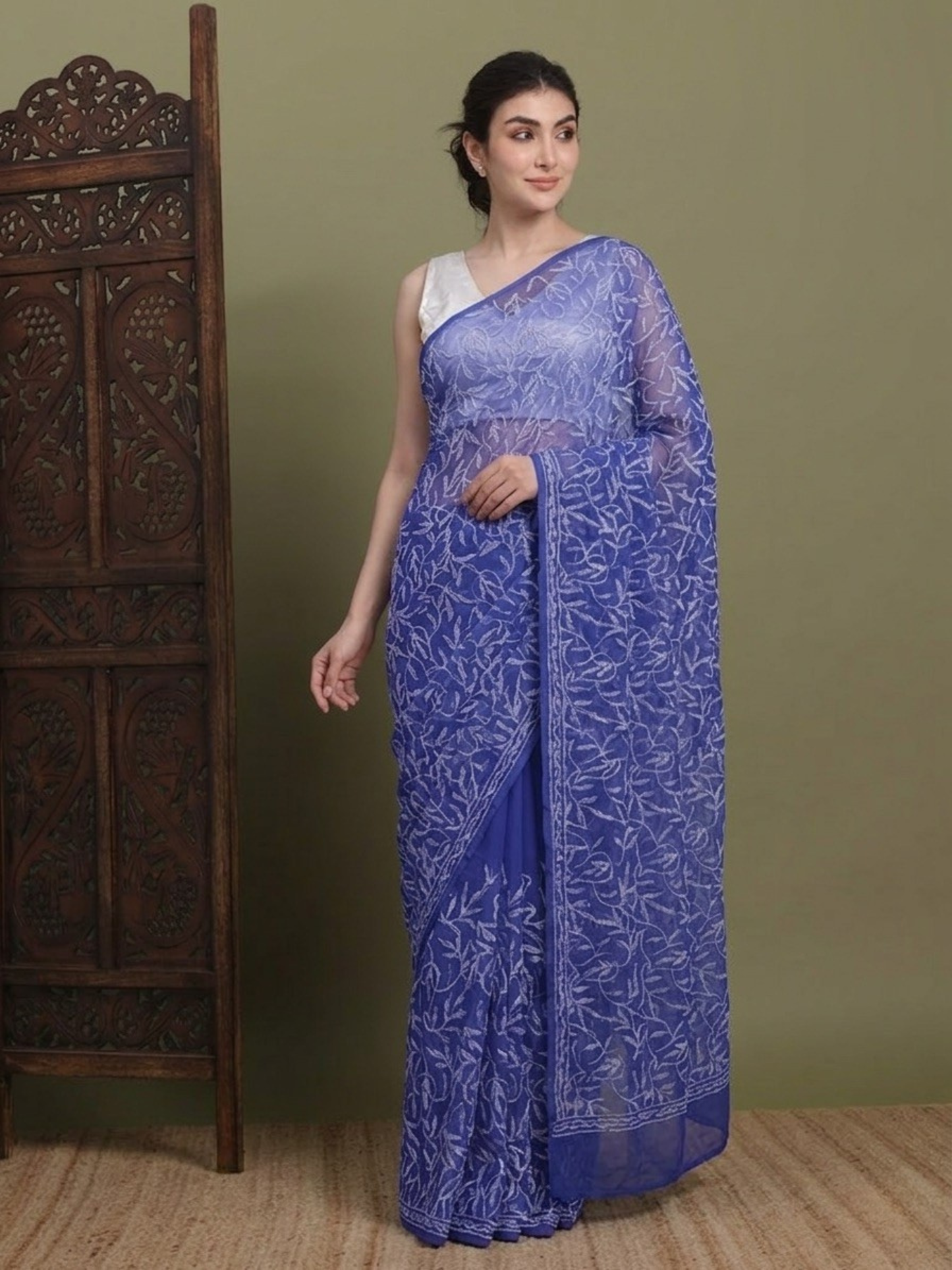 Exclusive Tepchi Hand-Made Chikankari Saree