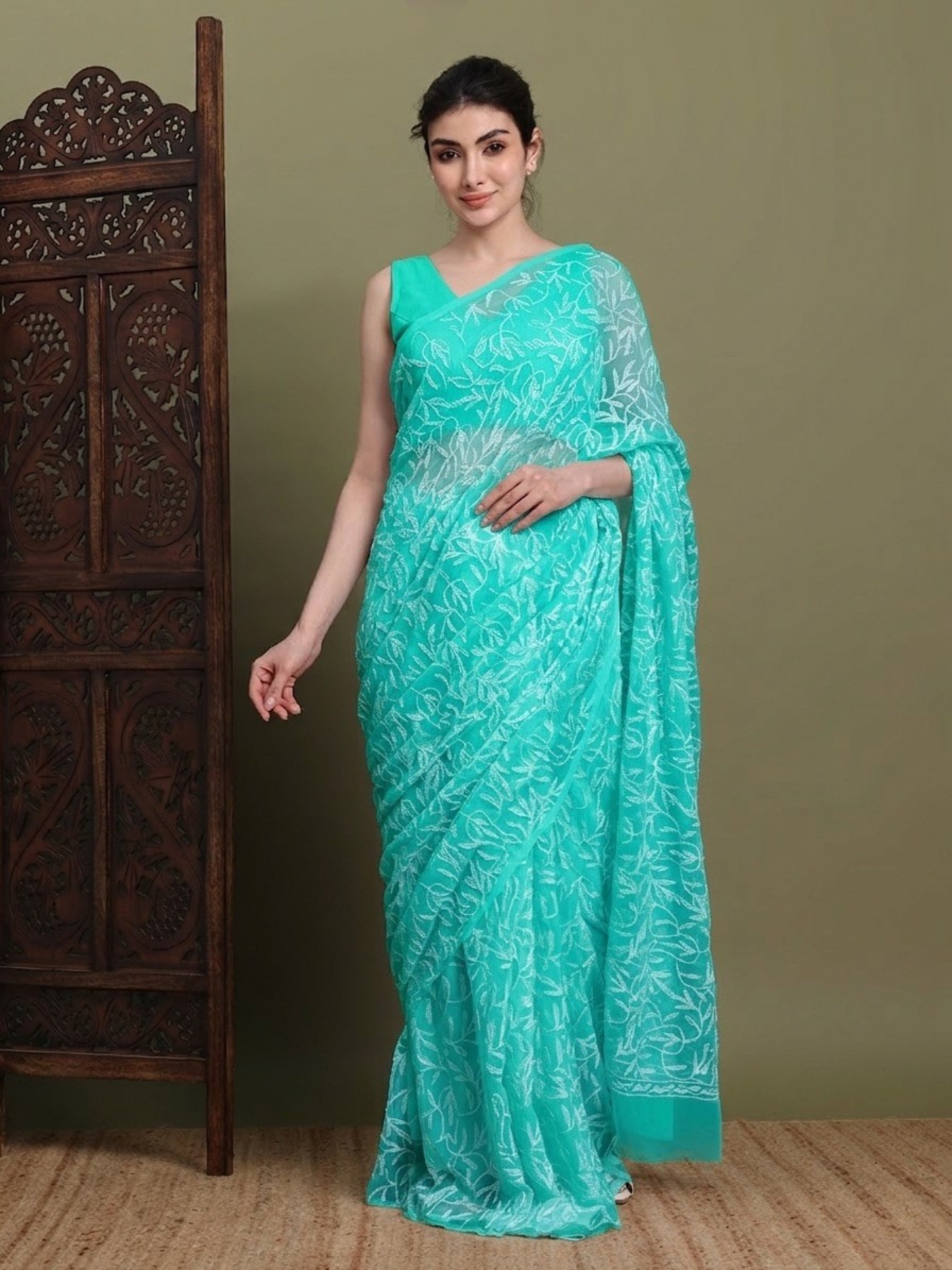 Exclusive Tepchi Hand-Made Chikankari Saree