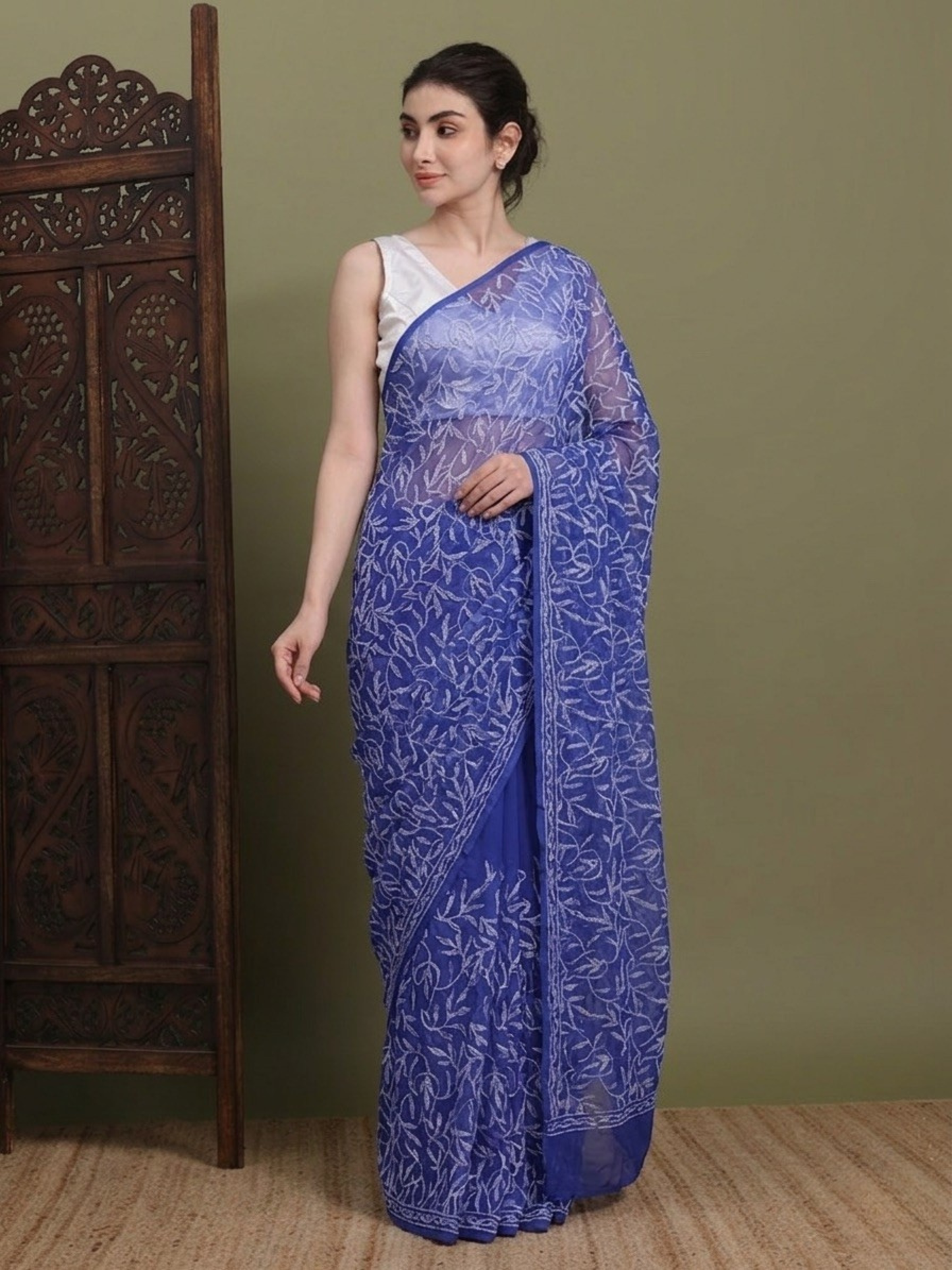 Exclusive Tepchi Hand-Made Chikankari Saree