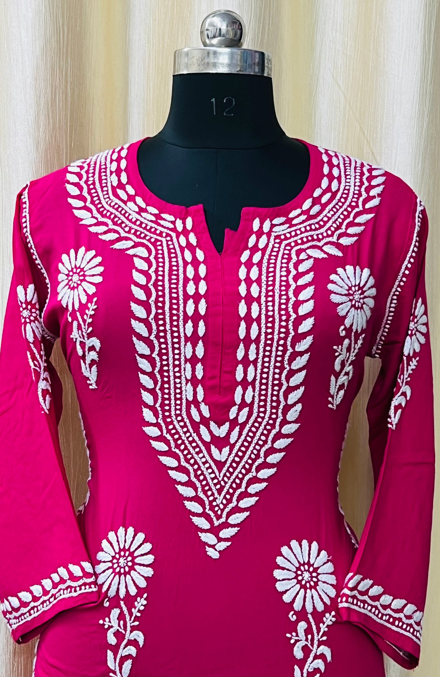 Chikan kurti