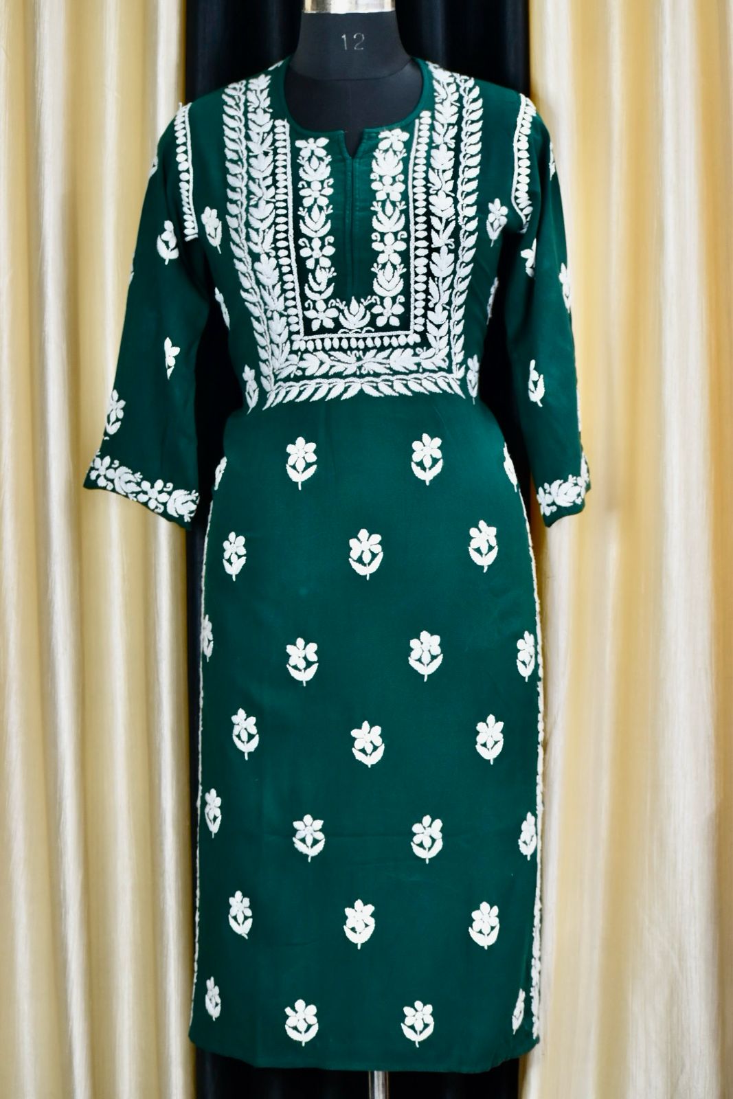 chikankari kurti Rayon Cotton kurta for women & Girl Green